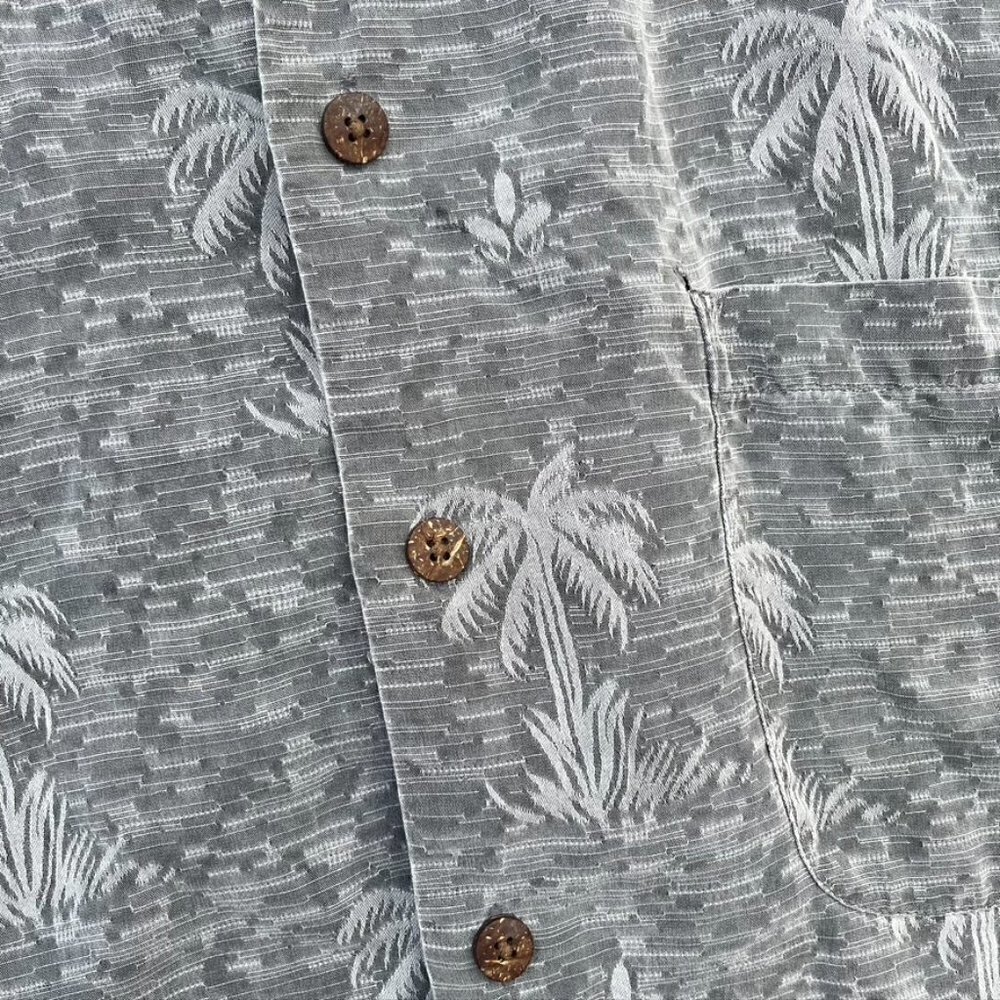 ** Tommy Bahama 100% silk leaf palm tree embossed gray Button Up shirt Large - Picture 7 of 9